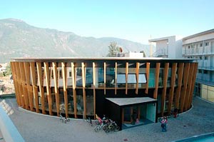 Öffentliche Bibliothek Lana Zoom Bild öffnen Öffentliche Bibliothek Lana